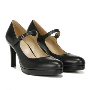 Mary Jane high heels